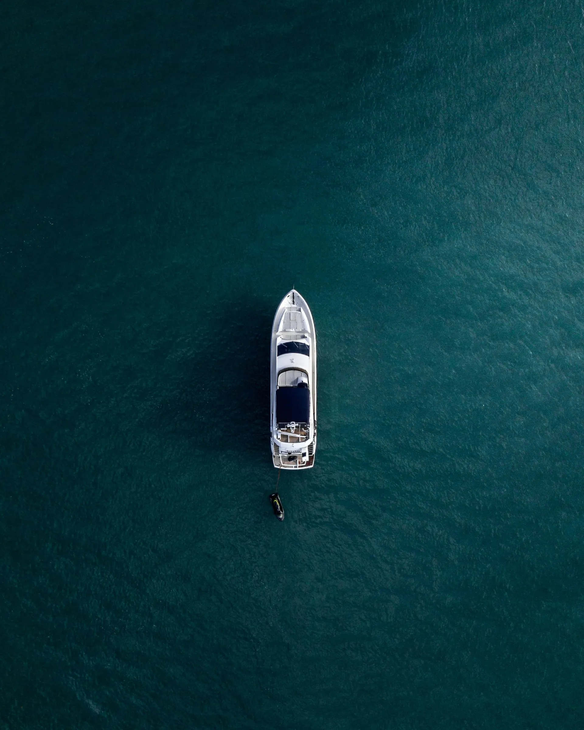 Yate de lujo en el mar de Acapulco